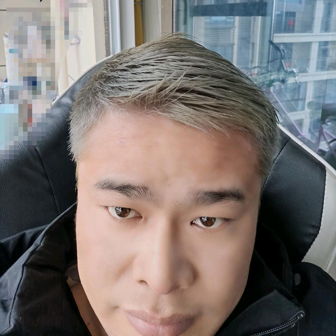 何方神圣