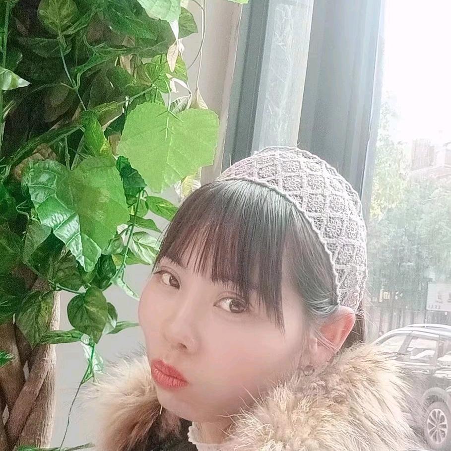 雪怕太阳草怕霜，