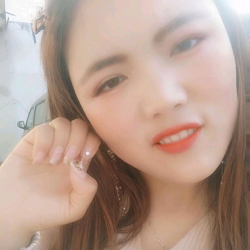 小洋妹妹房产咨询