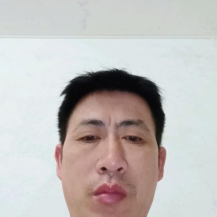 哦