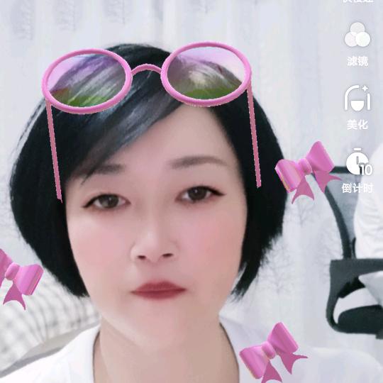 漂亮厨娘（）