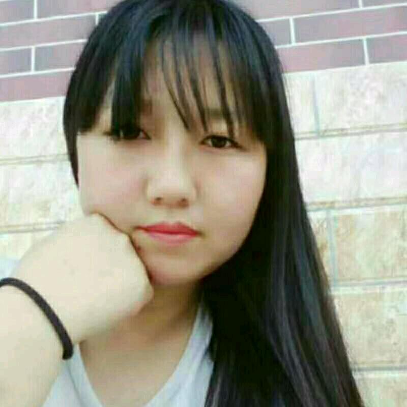 依依