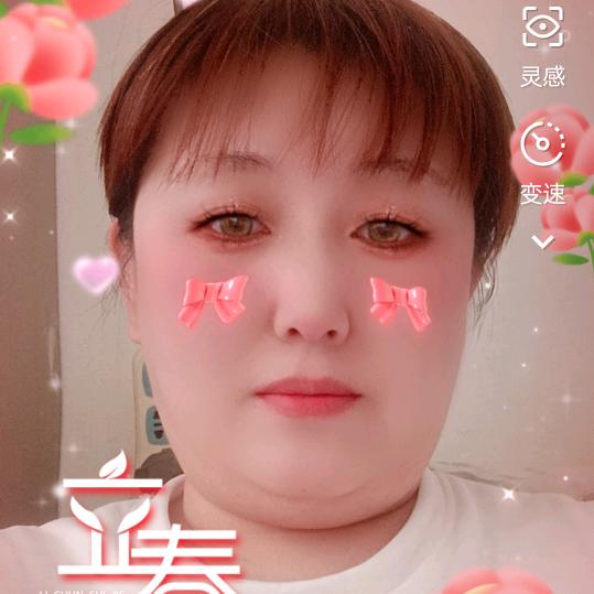 两个宝贝的妈妈