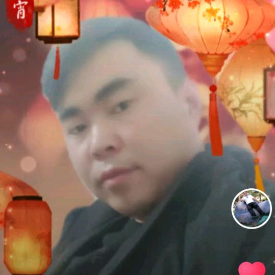 飞翔的声音。