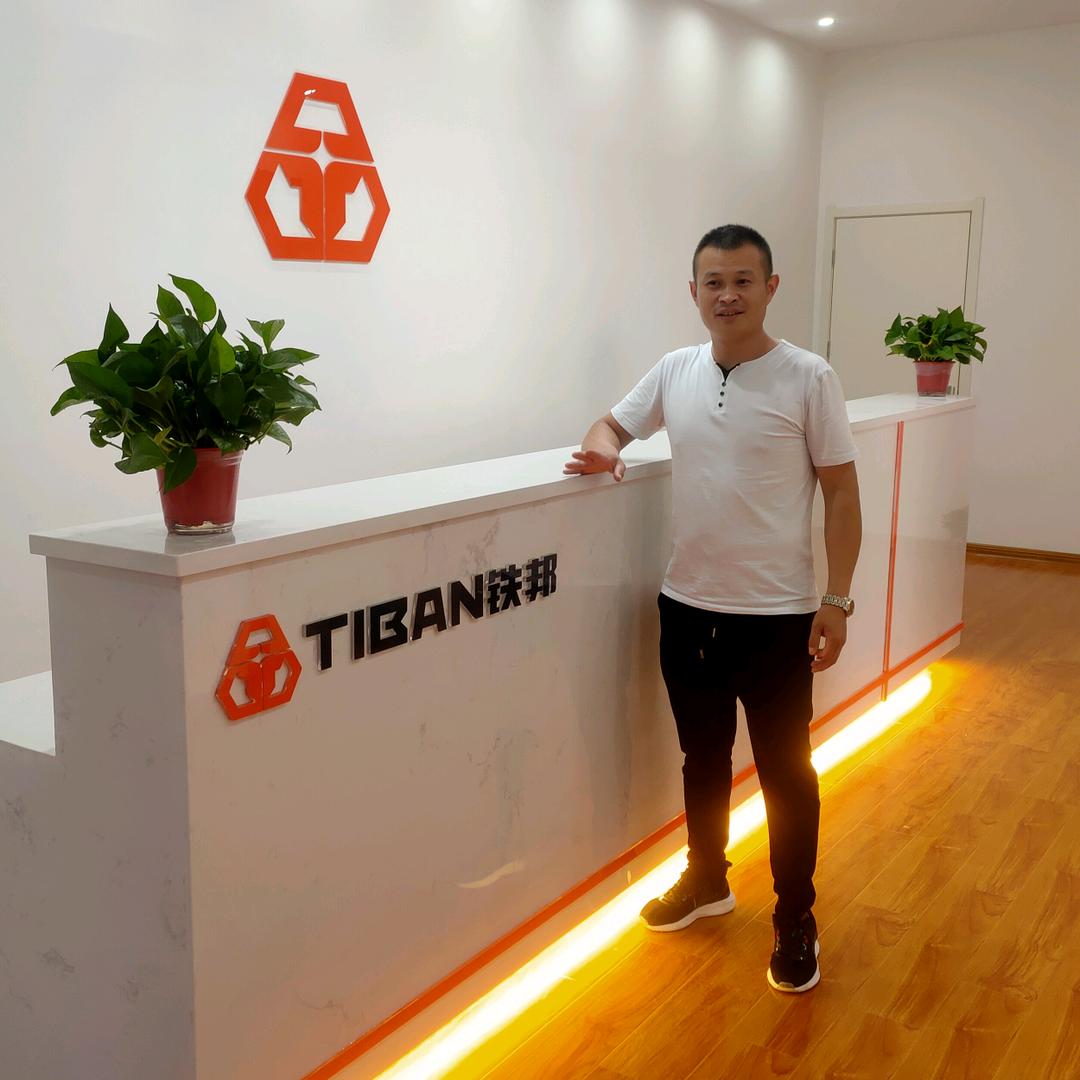 装修张好乾瓦工五金工具
