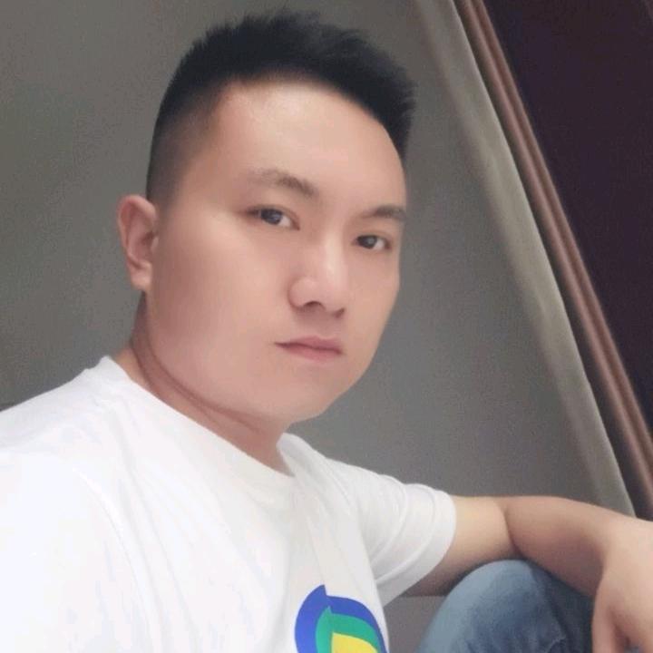 阿伟