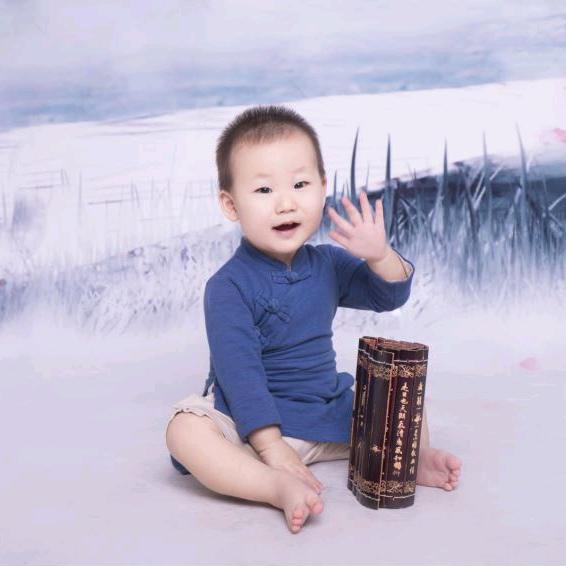 A 尔虞我诈