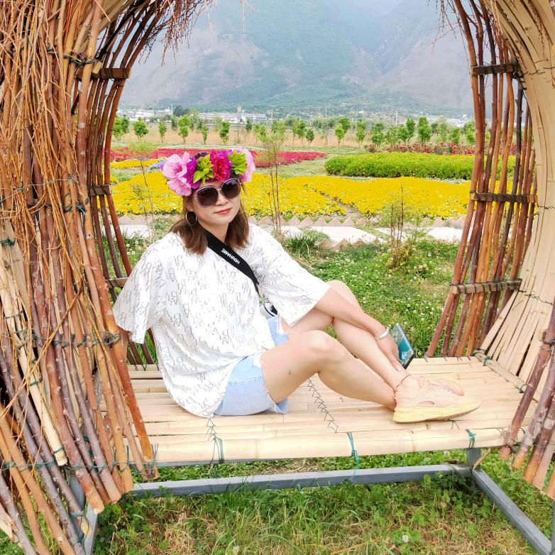 人生若只如初见，何事秋风悲画扇