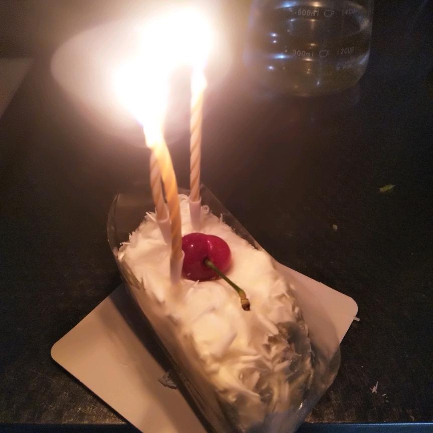 繁星🍬洛雨～🍒