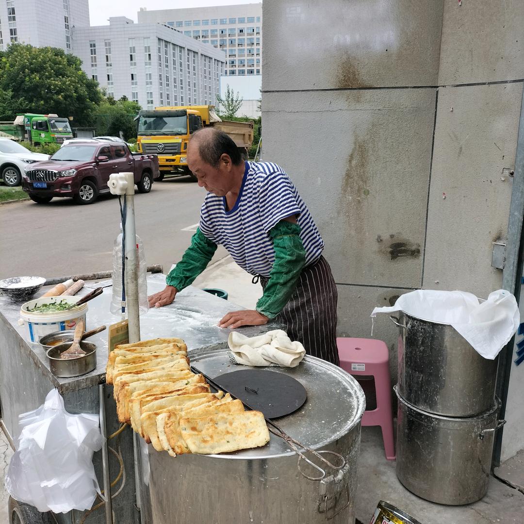 炸油条，缸贴馍（早6点，下午4点直播）