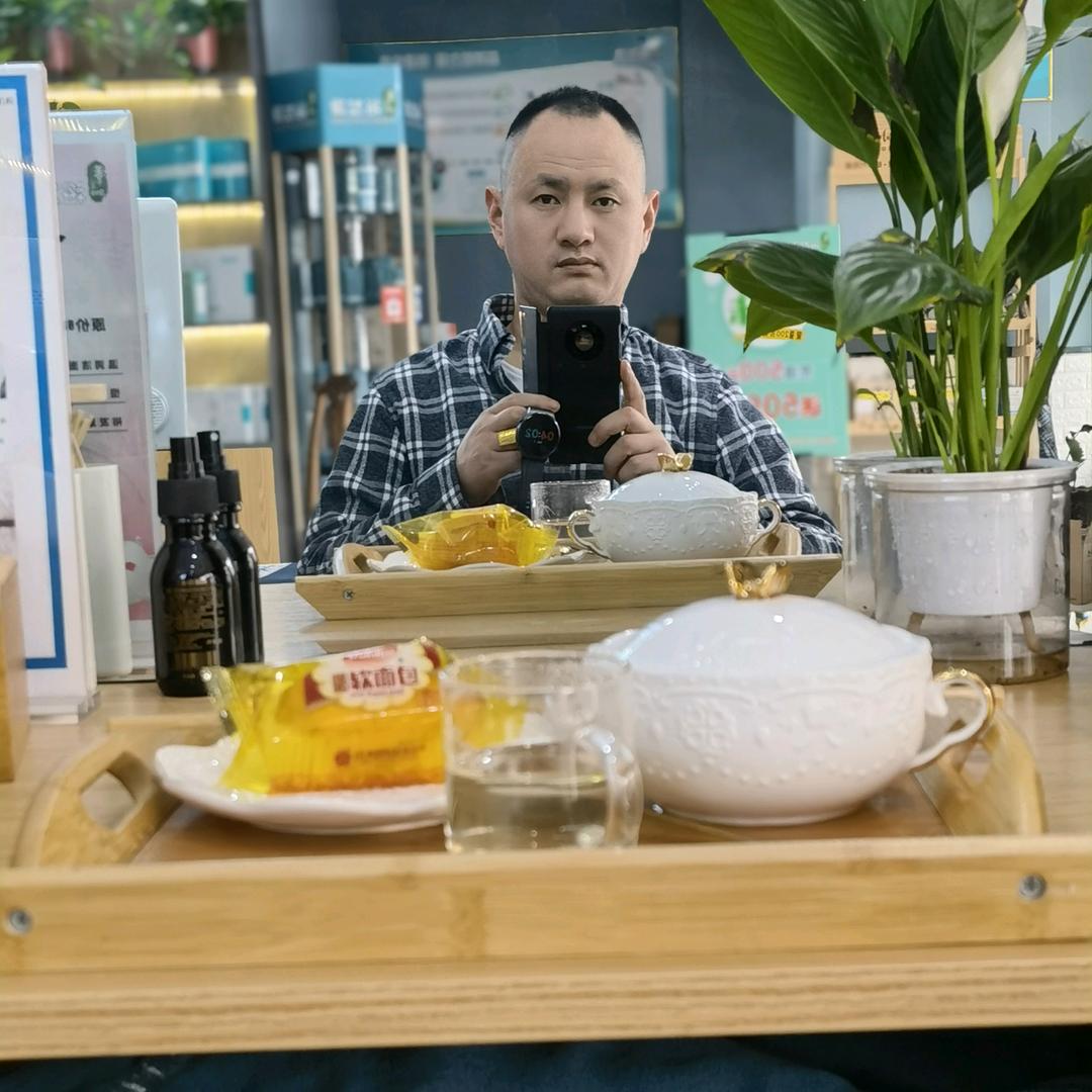 男人活的要有狼性