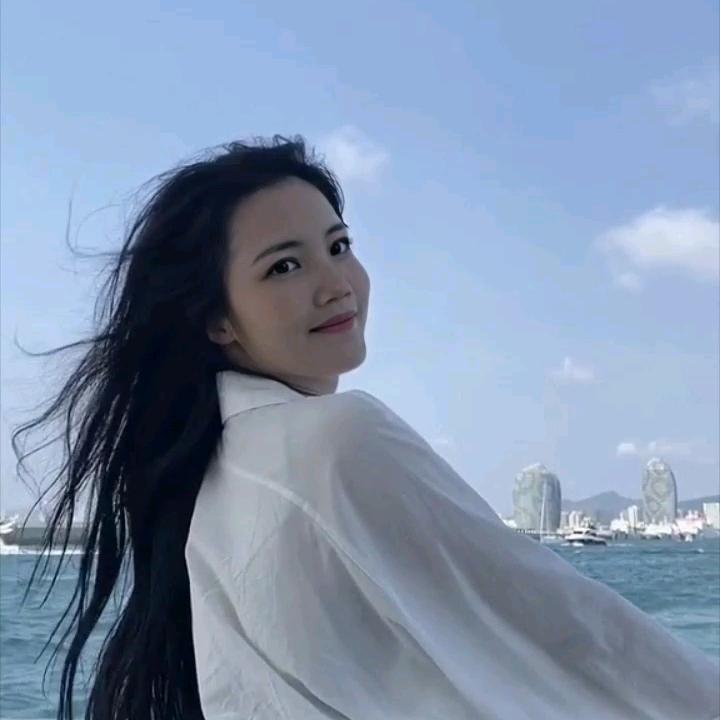 @懂我不言y