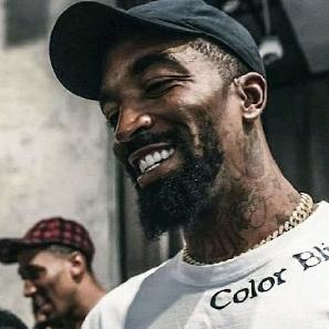 JR