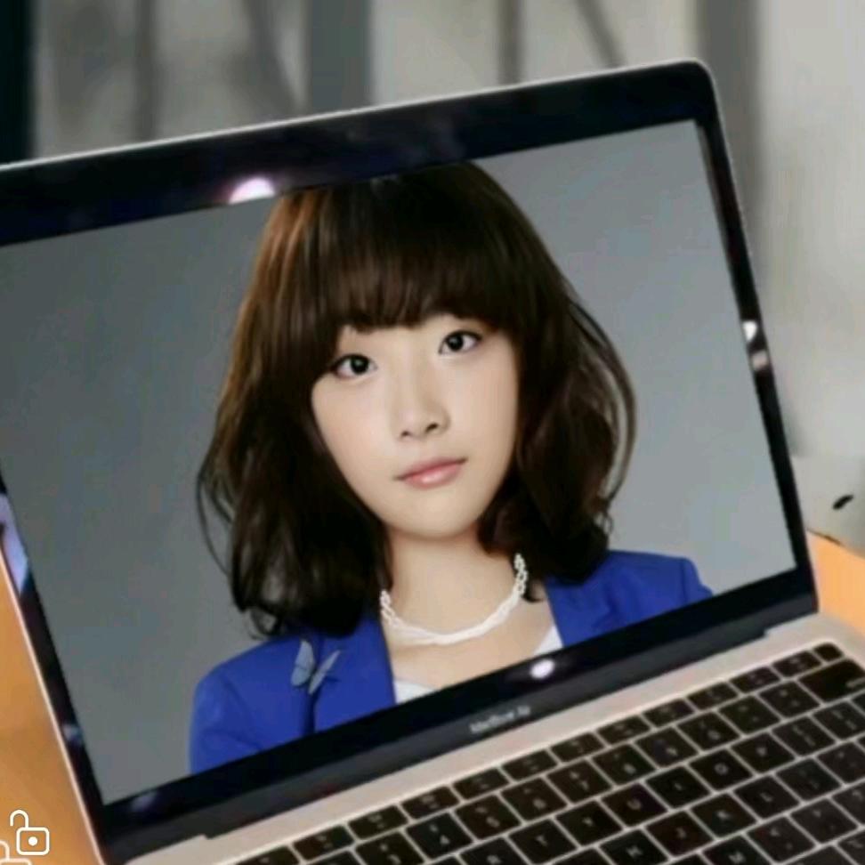 小莉💘Kelly