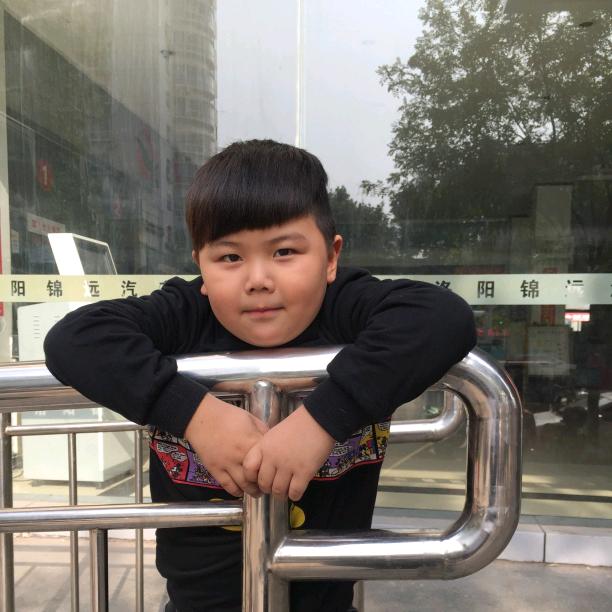 小胖妞_@