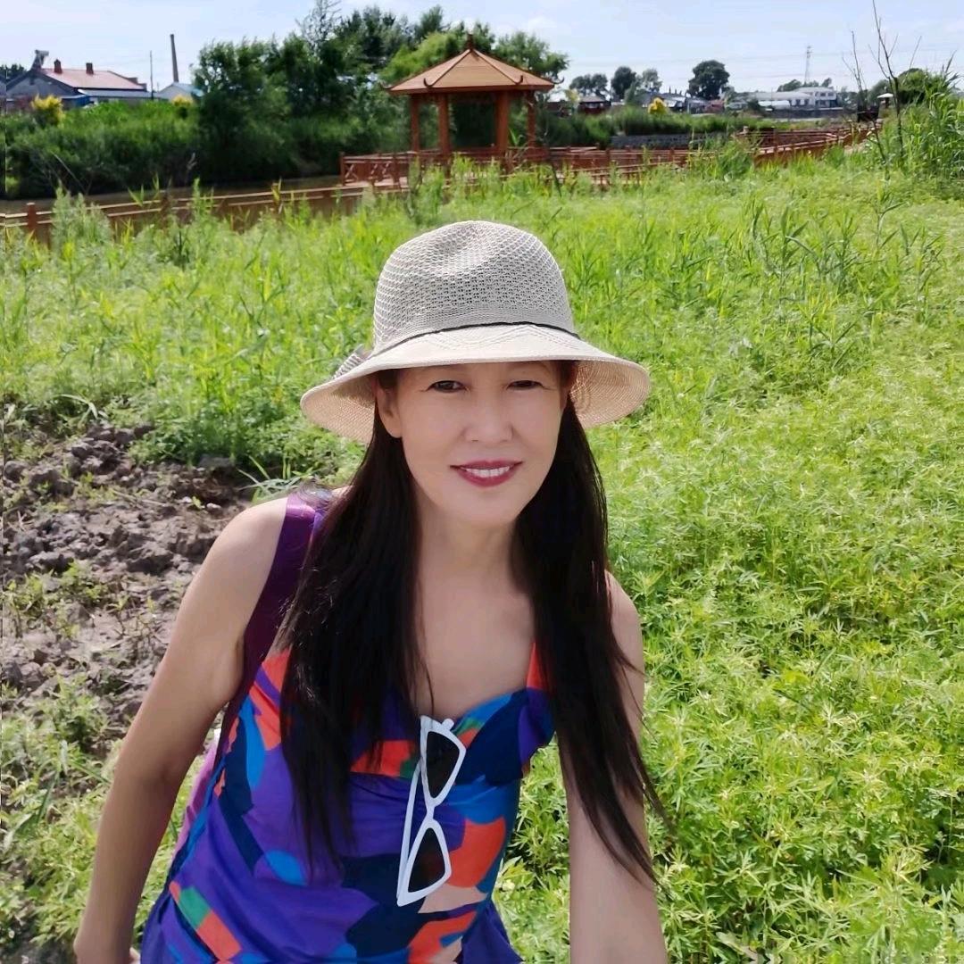 🌹绽放的玫🌹