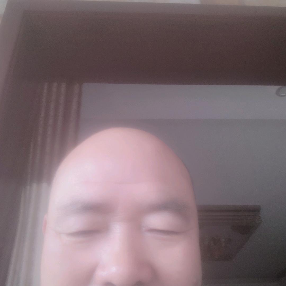 张宏育