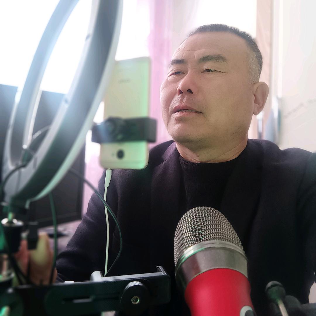 杨🔥哥，🎤唱歌
