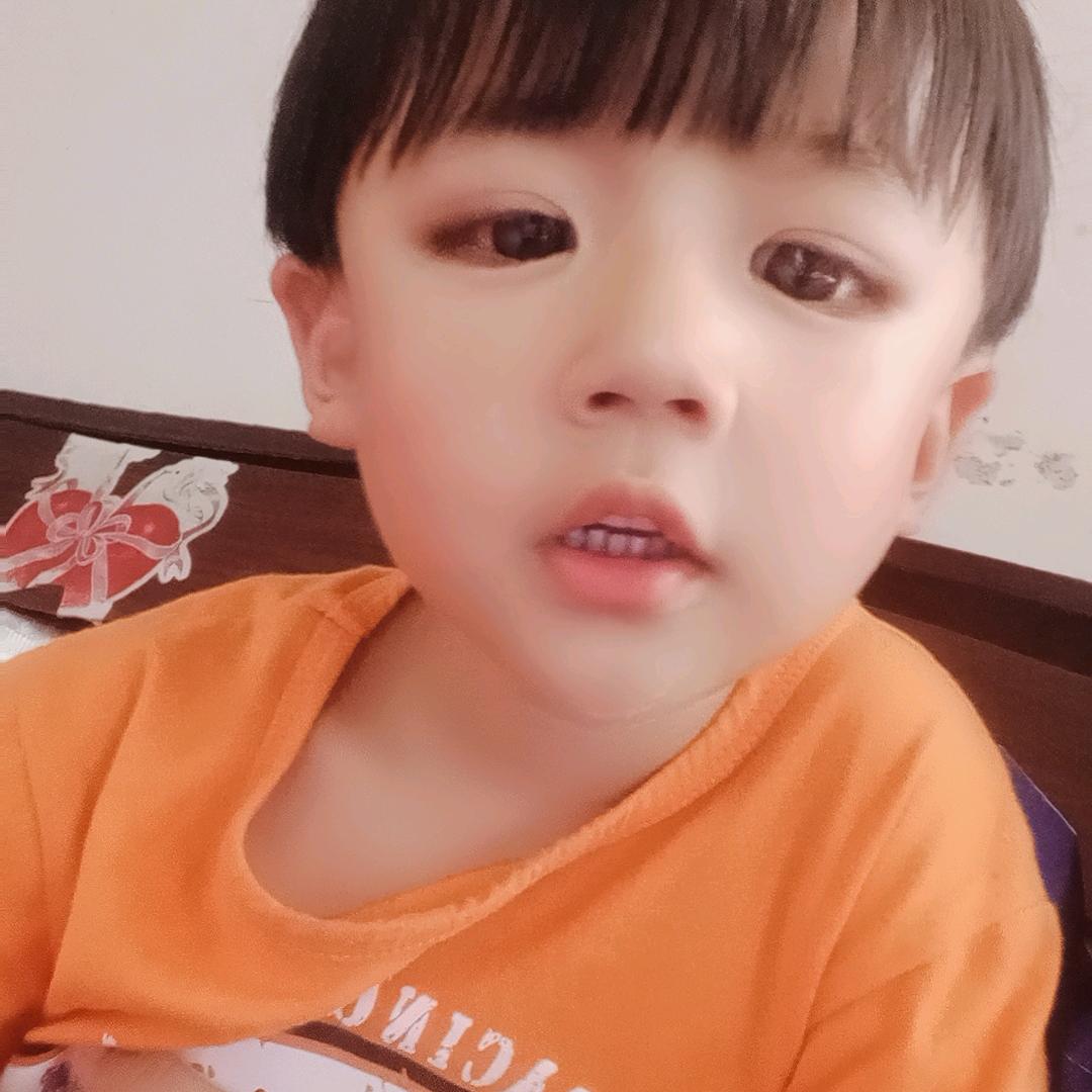 奶奶爱孙子梓骞♥天天开心