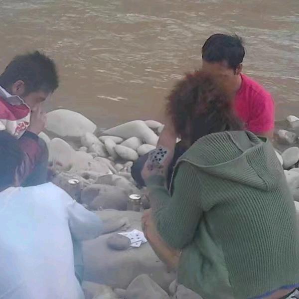 沫颜💋帝君💀