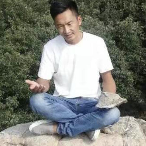 花郎哥 张帅旗