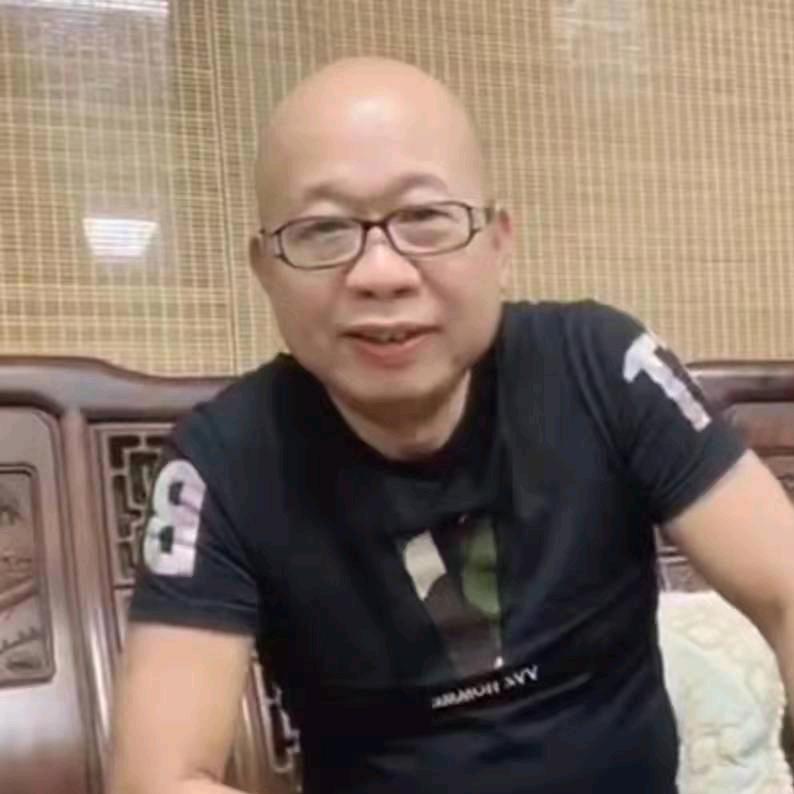 澳门光头佬童鞋