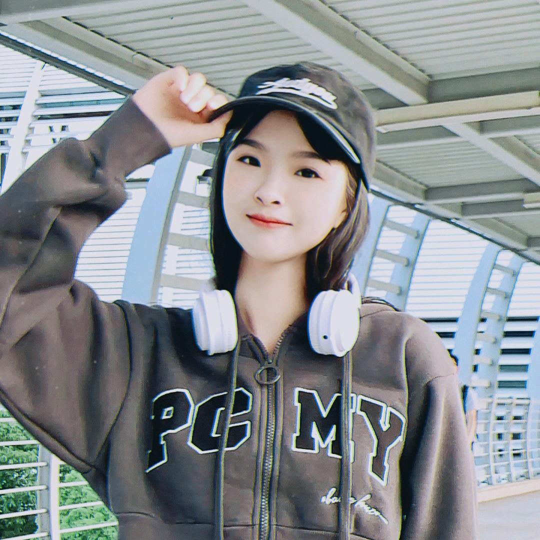 @半城繁华半城伤