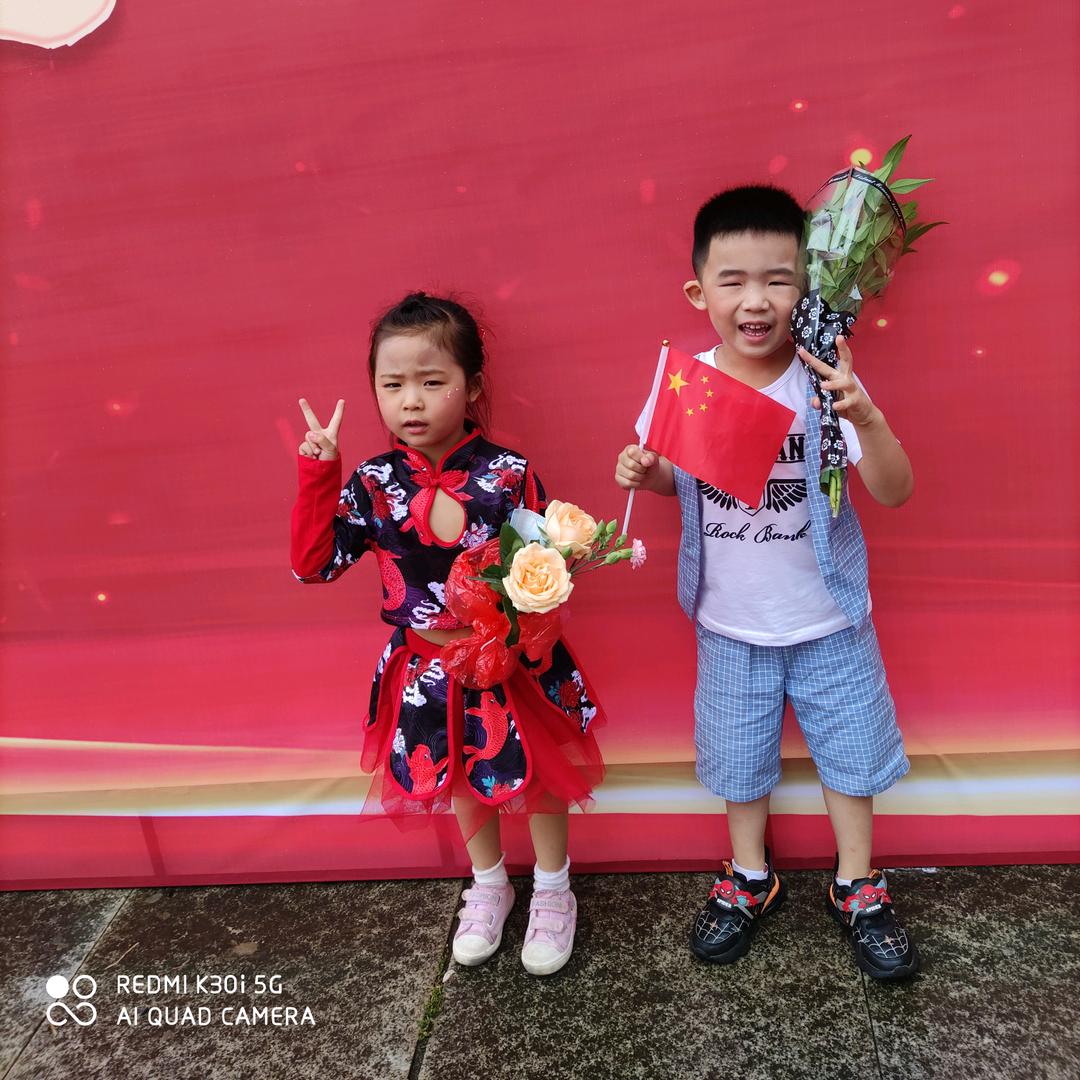 谭小芳精品果业