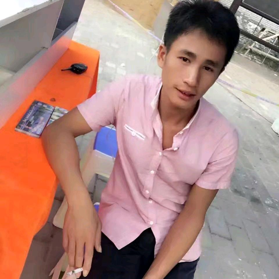 六诗爷
