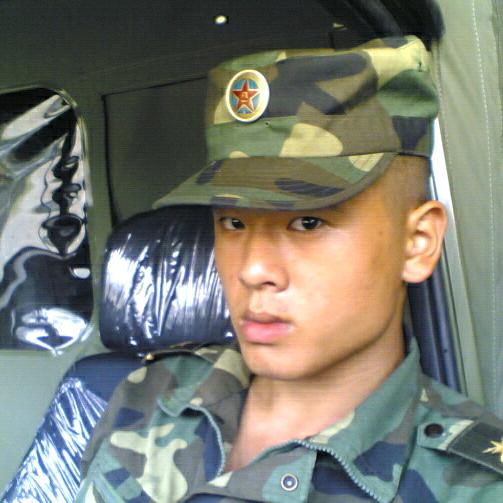 用户9007188396359