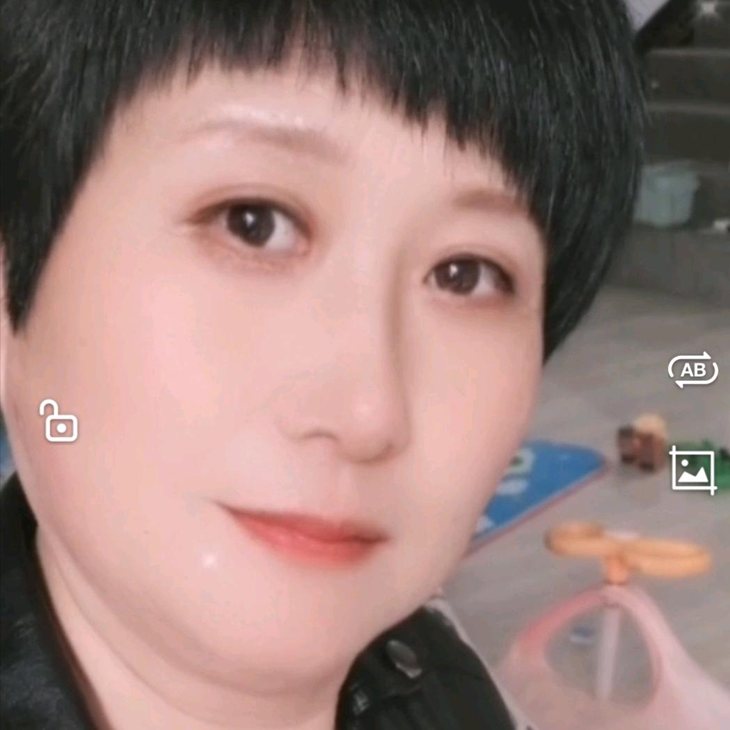 九月龙女