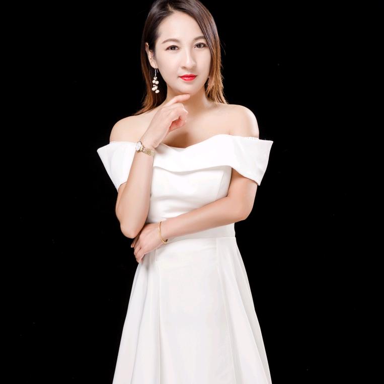 吻绣美妆店（晚上9点15直播）