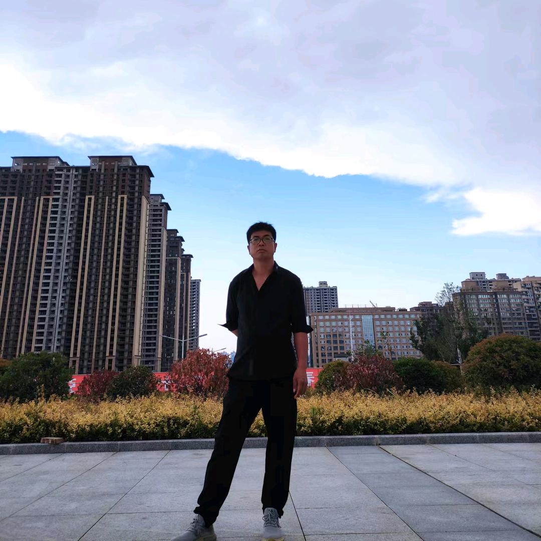 东