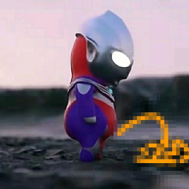 听人说只要名字足够长，就会有傻孩子跟着念