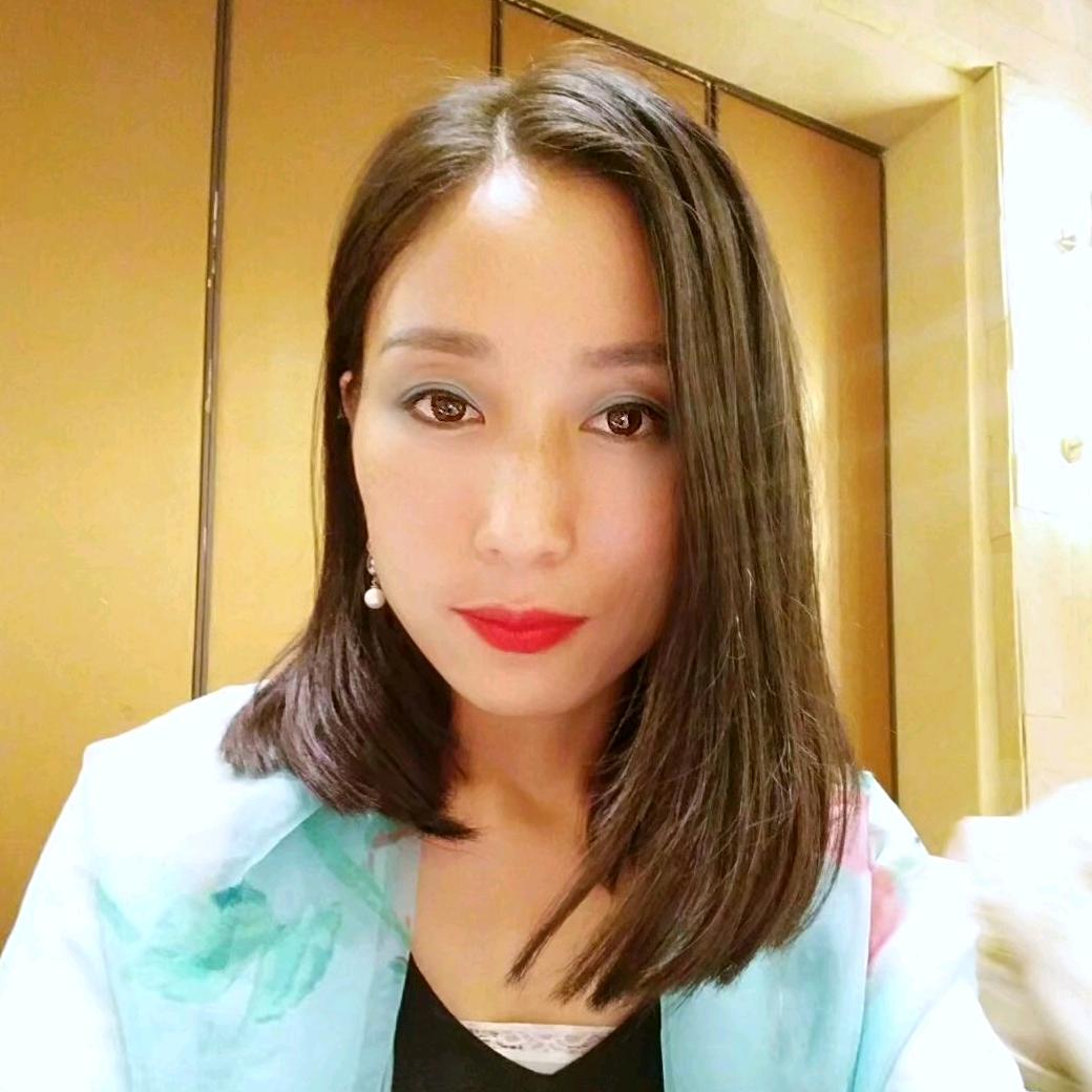 伊利福利官莉莉