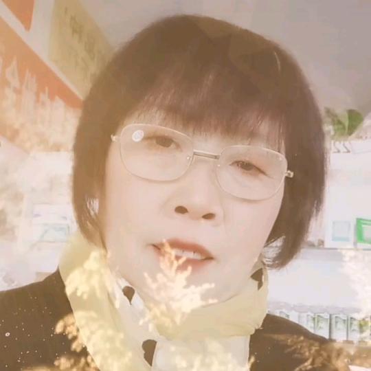 张华，