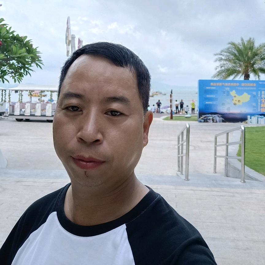 英玖红茶美兴商行／高兴