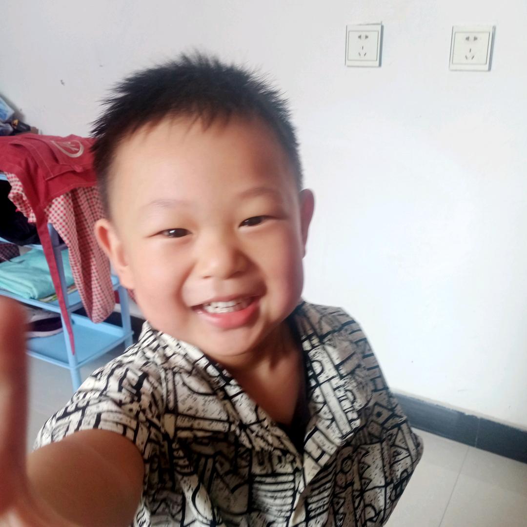 李