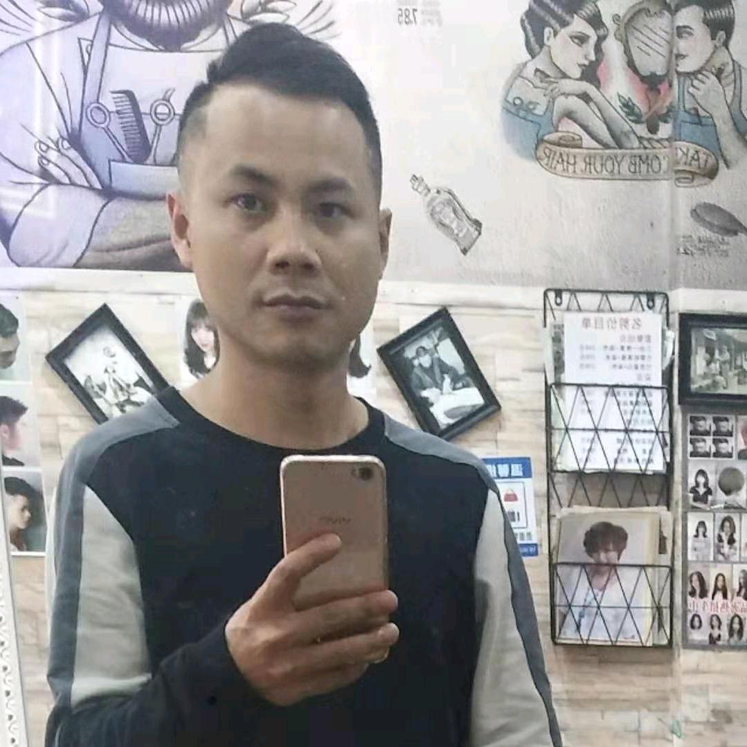 八8