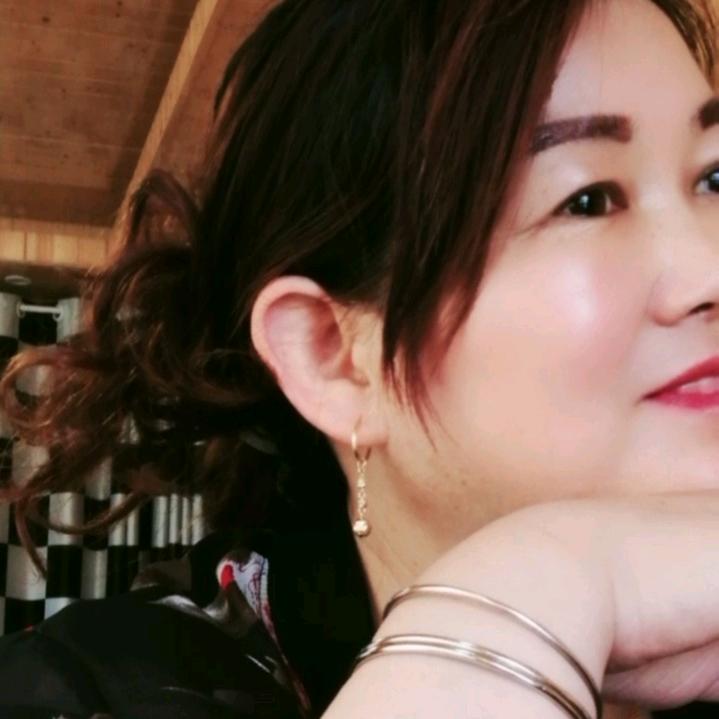 妆颜谁的美
