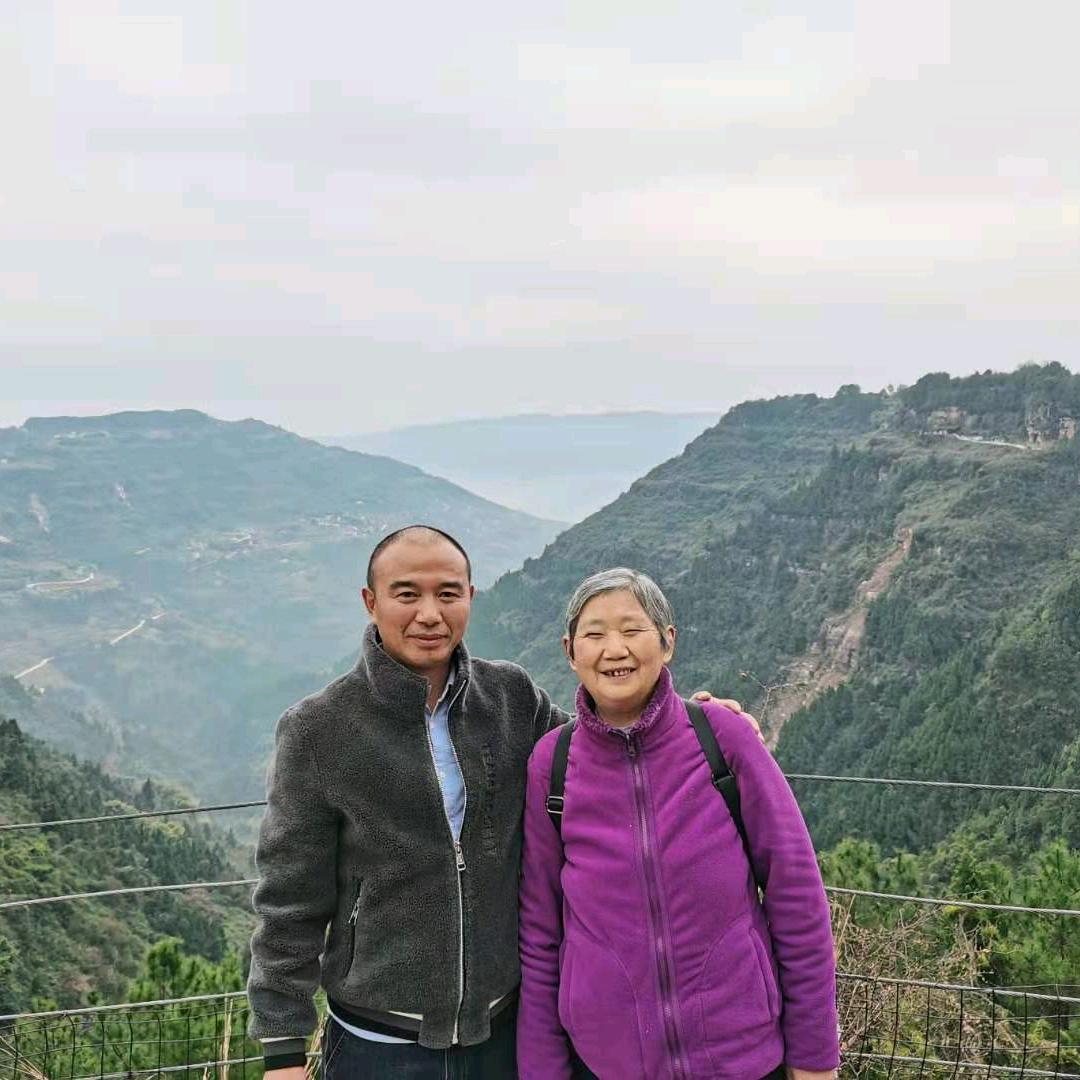 李煜柠