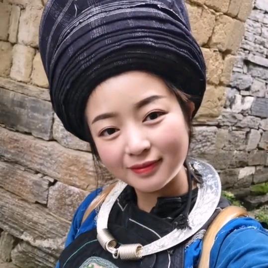 苗疆英子