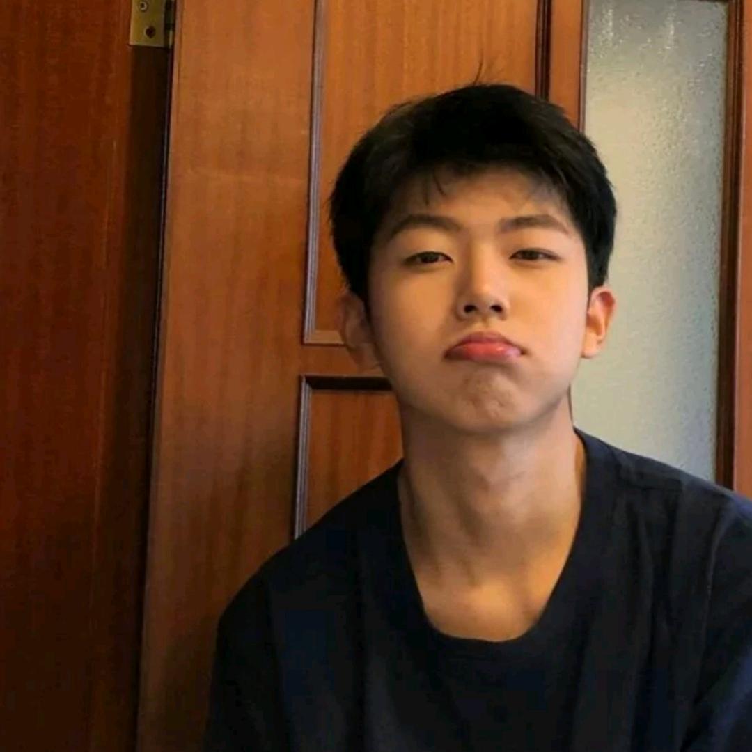 贺昂