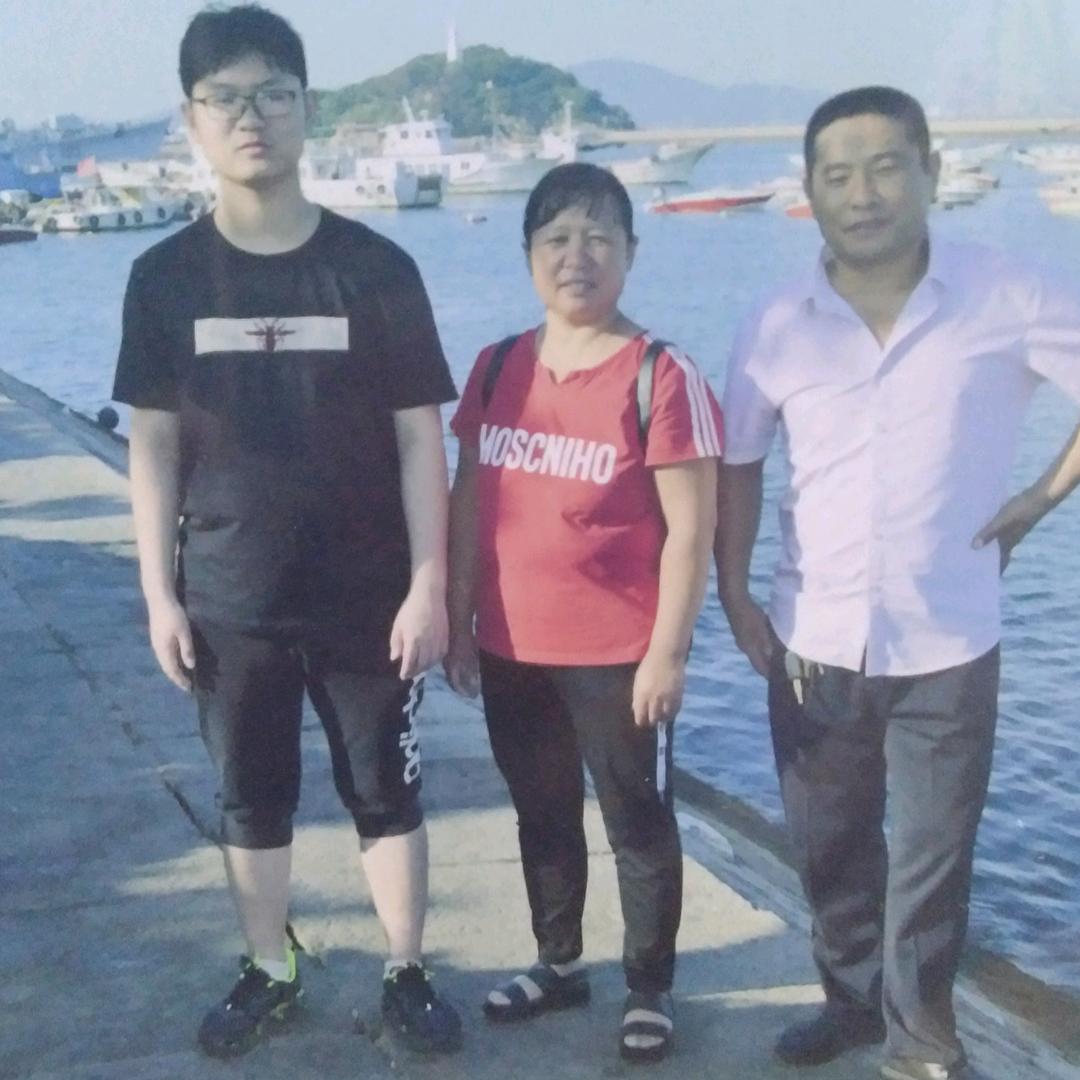 用户快乐每一天，借钱免谈