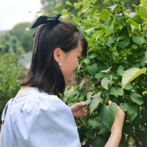 是华华吖