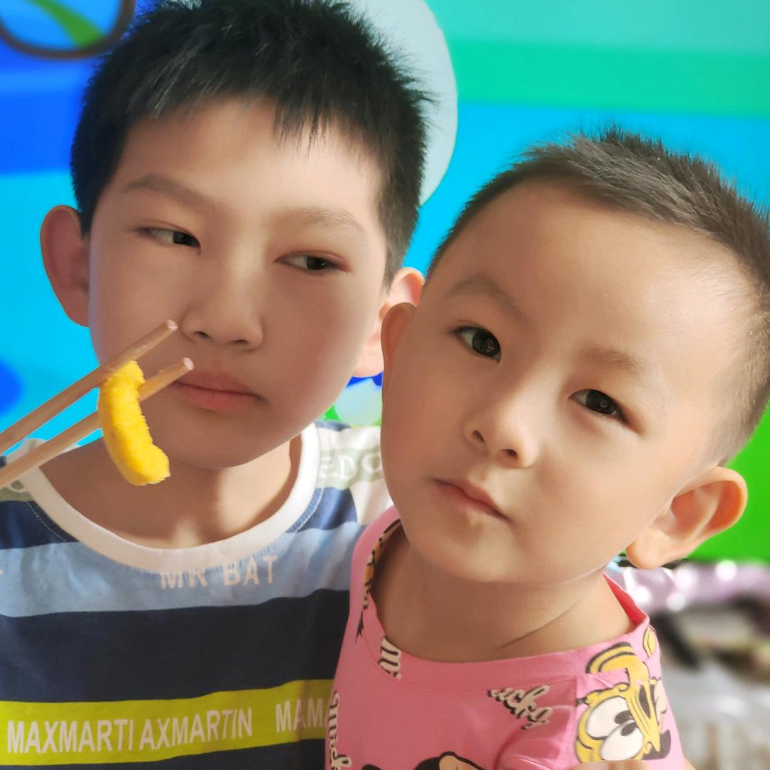 粒粒(手机摄影)