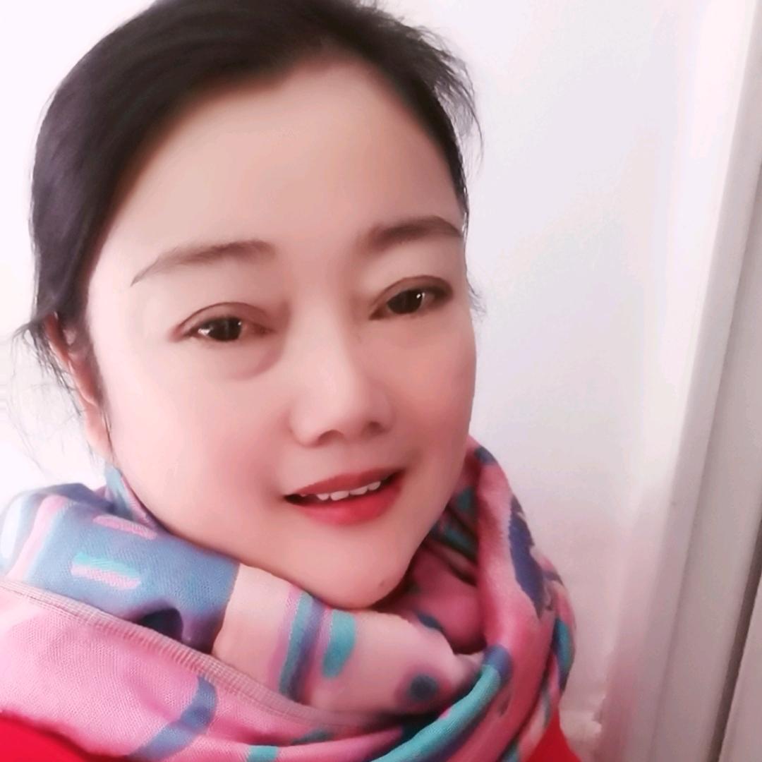 阳光灿烂下的幸福