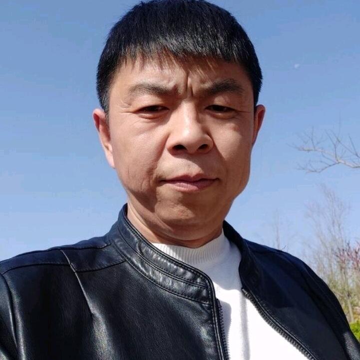亮亮