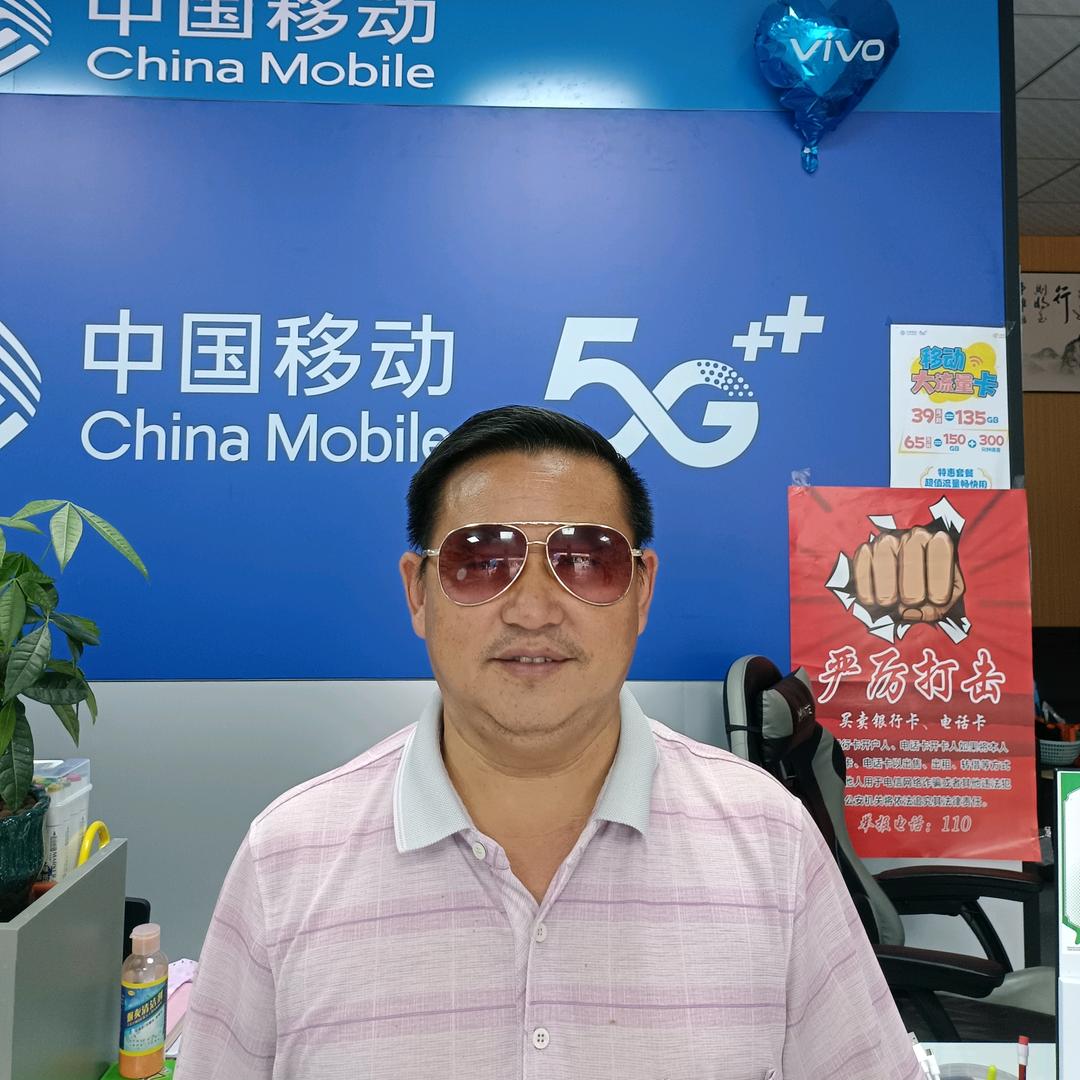 把笑放在脸上