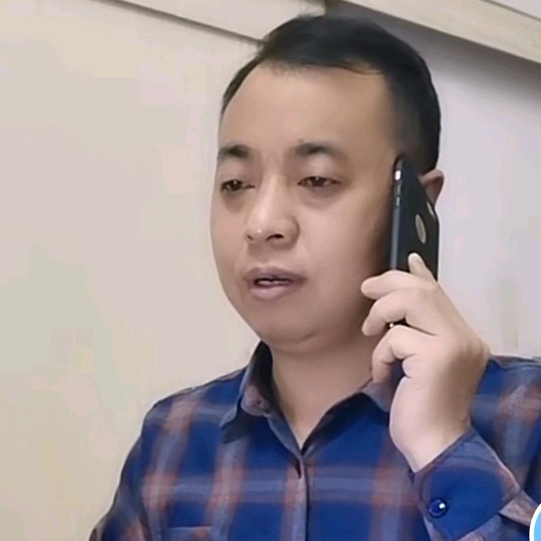 华哥😜😜